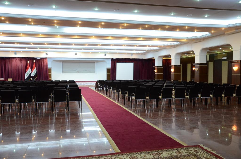 Al Mansour Hotel Baghdād Екстериор снимка